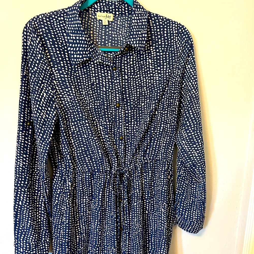 Silky polka dot dress.